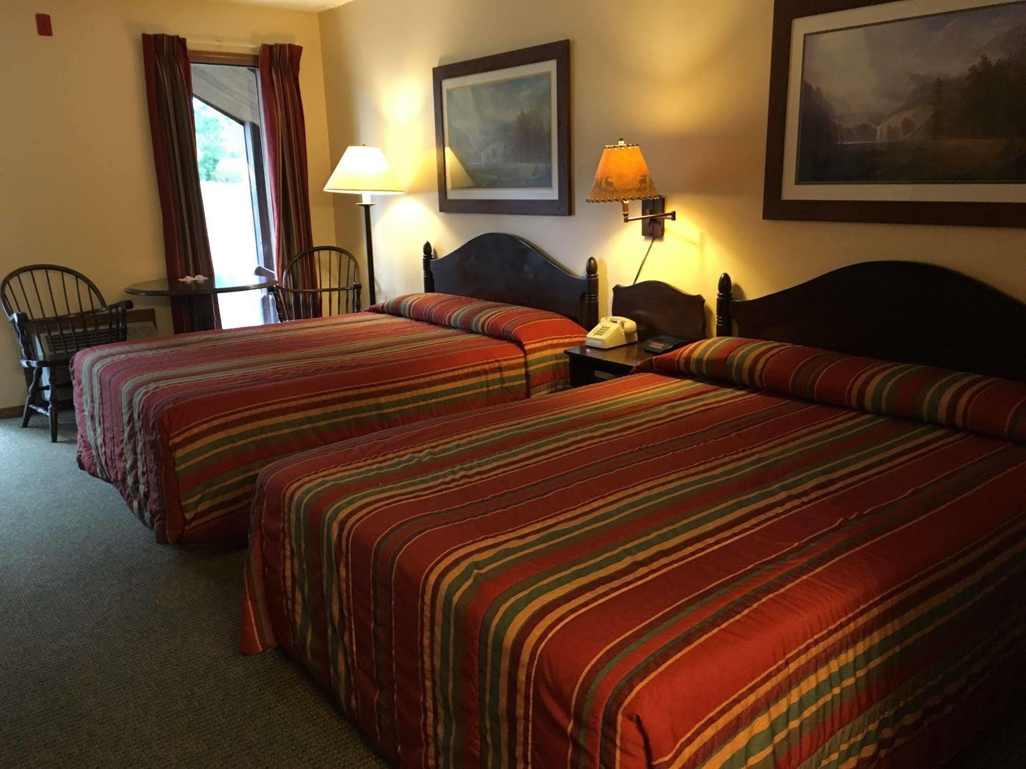 Country Mountain Inn Eureka Springs Eksteriør bilde